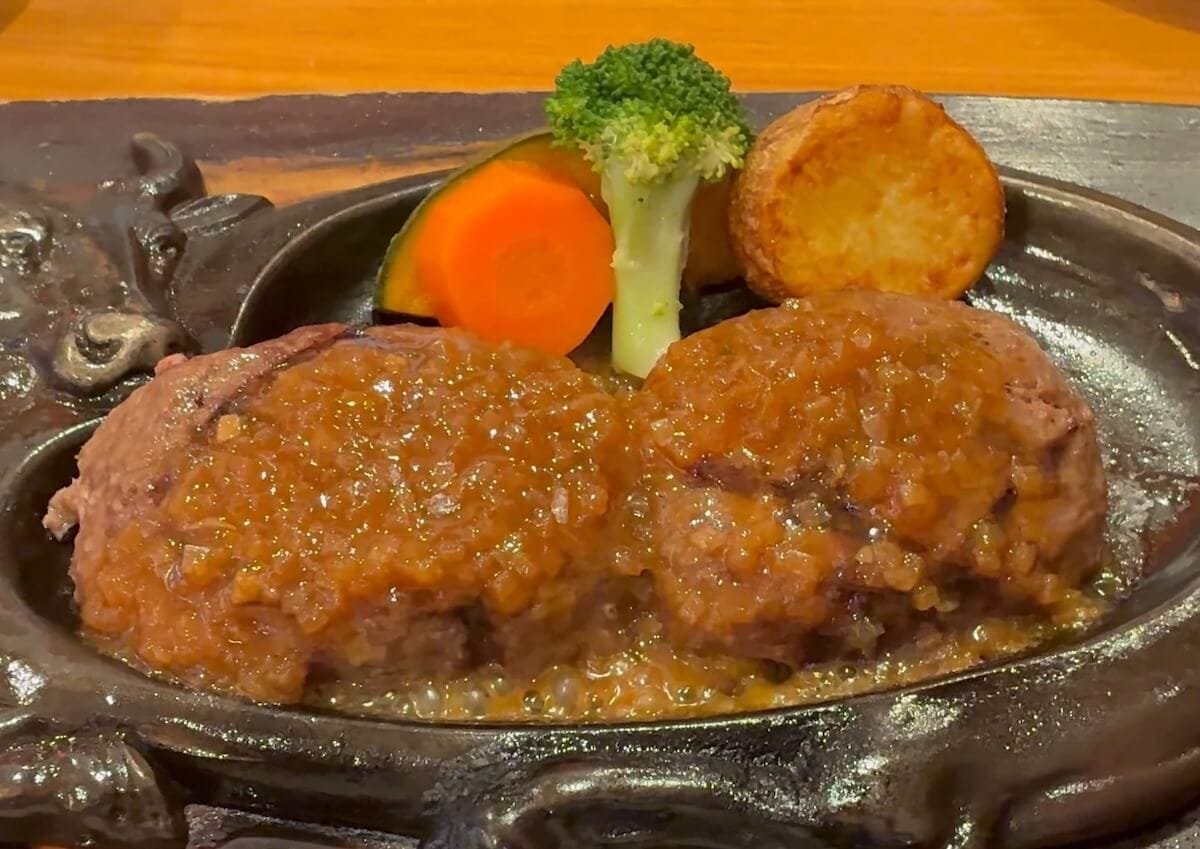 静岡グルメ旅】炭焼きハンバーグさわやか、感動の初体験レポート 